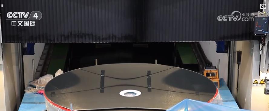 突破多項(xiàng)關(guān)鍵技術(shù)！中國(guó)“千里眼”的最大“眼角膜”是如何制造而成的？